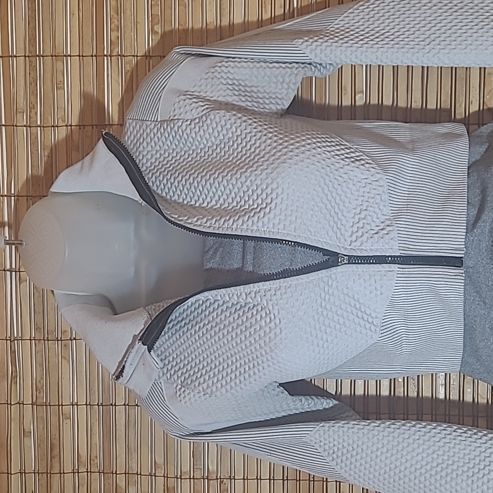Fitted 2pc Full Support Workout/Running Set 🏃‍♀️👟 - Picture 8 of 10